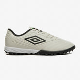 Chuteira Society Umbro Tocco III Club